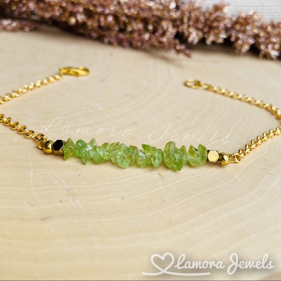 Peridot Natural Gemstone Gold Dainty Bar Bracelet - Picture 1 of 2